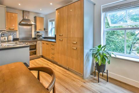 1 bedroom apartment for sale, St. Helens Mews, Brentwood