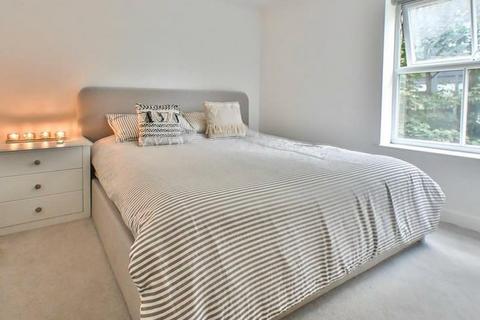 1 bedroom apartment for sale, St. Helens Mews, Brentwood