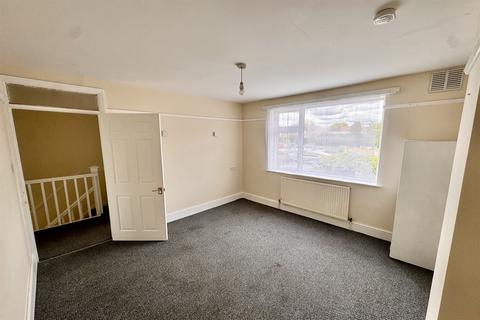 3 bedroom terraced house to rent, Tile Hill Lane, CV4