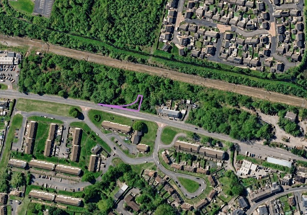 Compound/Yard Canal Road, Aberdare, Mid Glamorgan, CF44 0PW - View 3