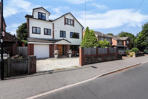 7 bedroom detached house to rent, Hoober Avenue, Sheffield S11