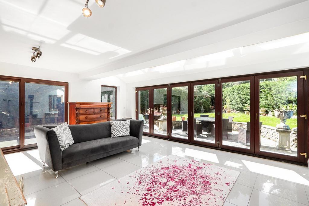 House in Sheffield - View 4