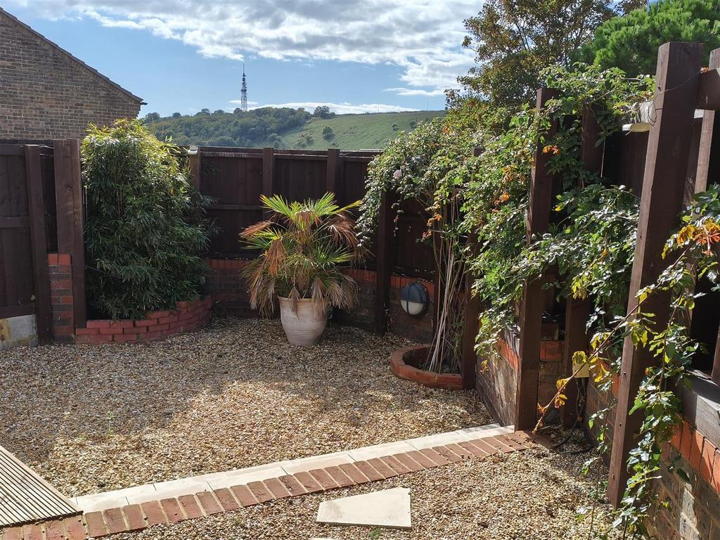 House in Brighton - View 3
