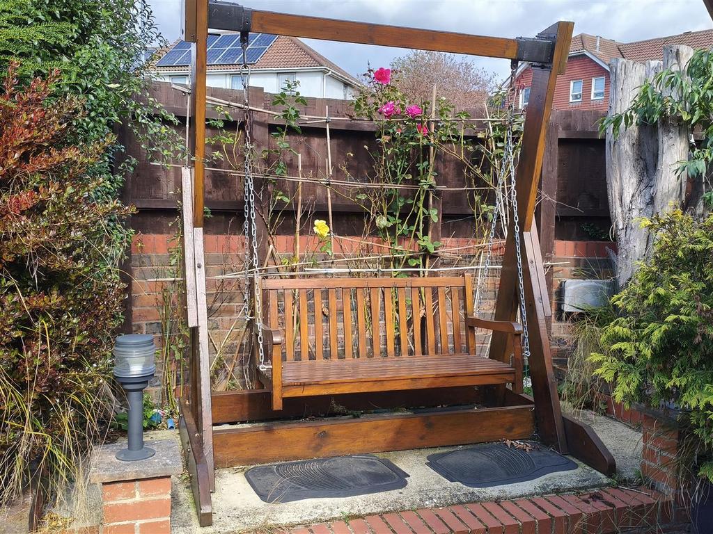 House in Brighton - View 4