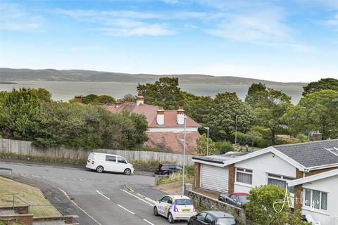 2 bedroom flat for sale, Clyne Close, Mayals, SA3