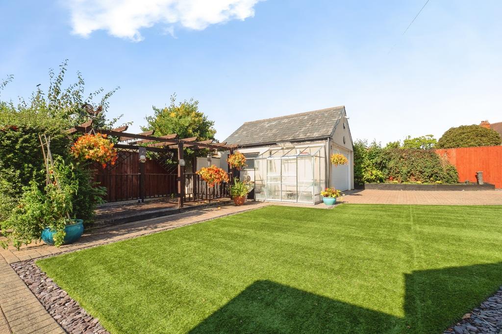 House in Nottingham - View 4