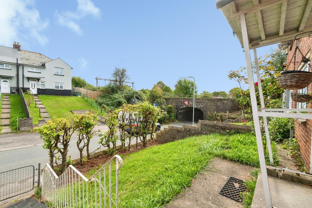 House in CARDIFF - View 2