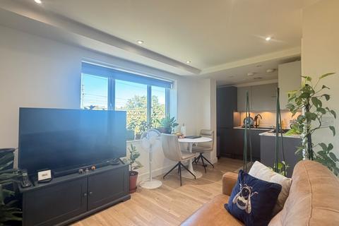 1 bedroom flat to rent, Windmill Place, SOUTHALL