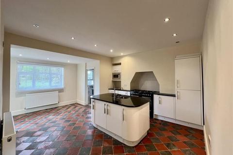3 bedroom detached house for sale, 52 Brynamman Road, Lower Brynamman, Ammanford, Dyfed, SA18 1TP