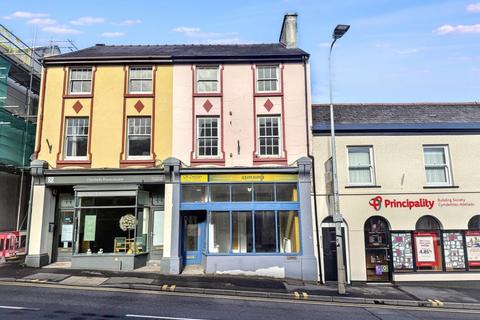 Retail property (high street) for sale, 42 Rhosmaen Street, Llandeilo, Dyfed, SA19 6HD