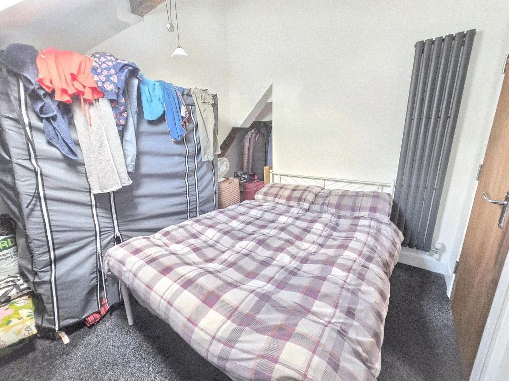 Apartment in Cardiff, Grangetown - View 4