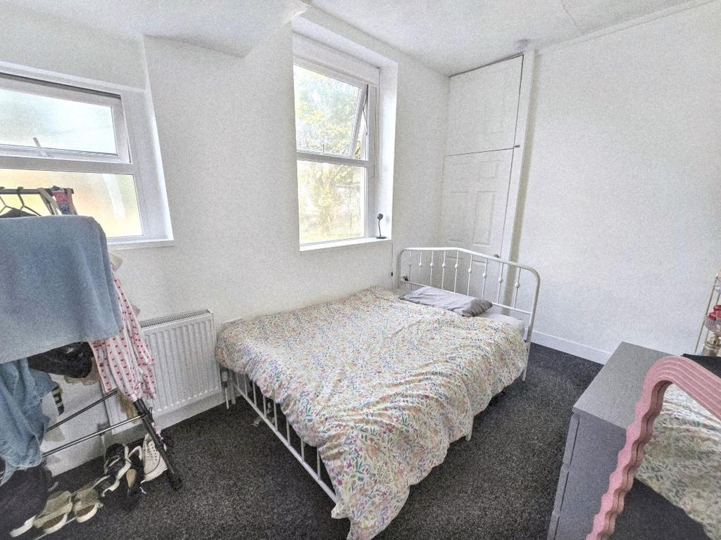 Apartment in Cardiff, Grangetown - More