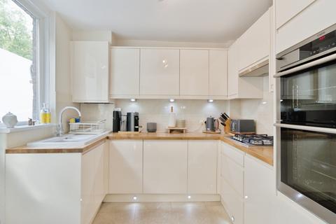 5 bedroom terraced house for sale, Hinstock Road, London, SE18