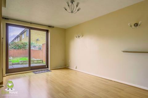 2 bedroom terraced house for sale, Stonybeck Close, Swindon SN5