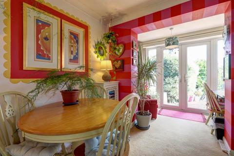 2 bedroom semi-detached house for sale, Kings Road, Blandford Forum