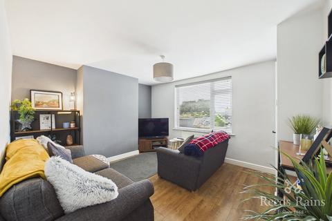 2 bedroom semi-detached house for sale, Bridle Lane, West Yorkshire WF5