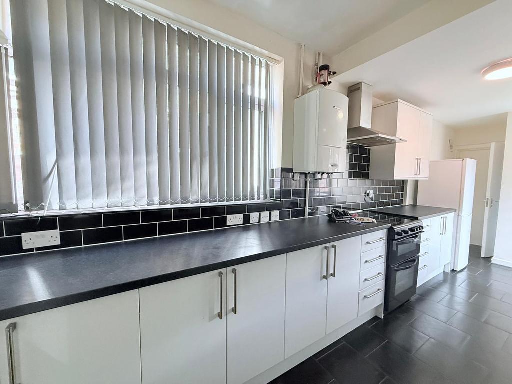 House in Nottingham - View 4