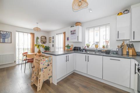 3 bedroom semi-detached house for sale, Breeze Meadow, Faversham, Kent, ME13