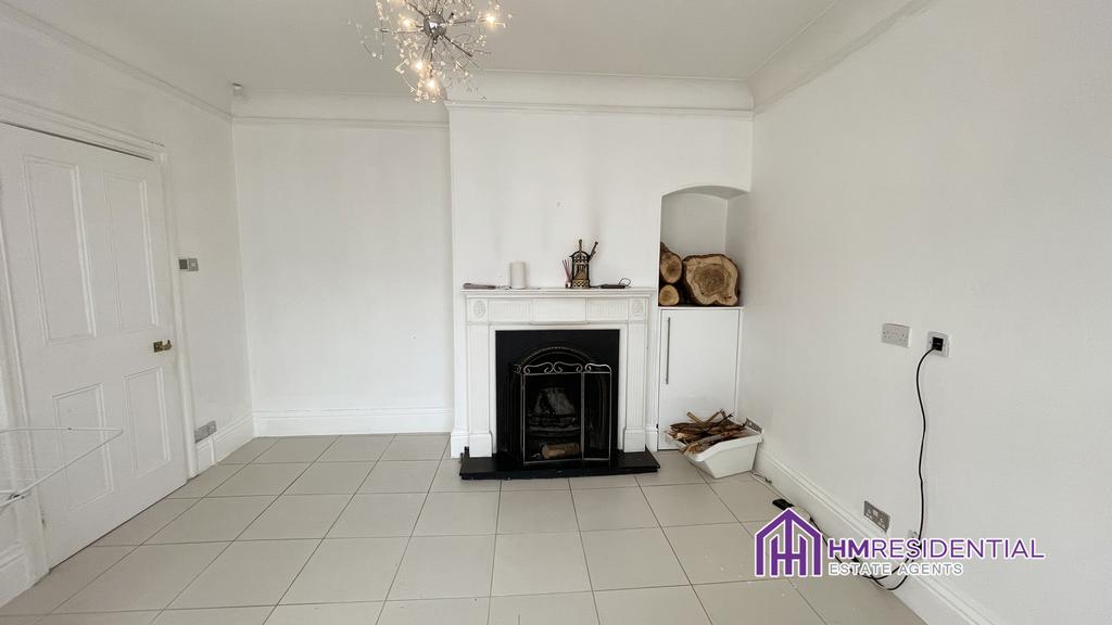 House in Newcastle upon Tyne, Tyne and Wear - More
