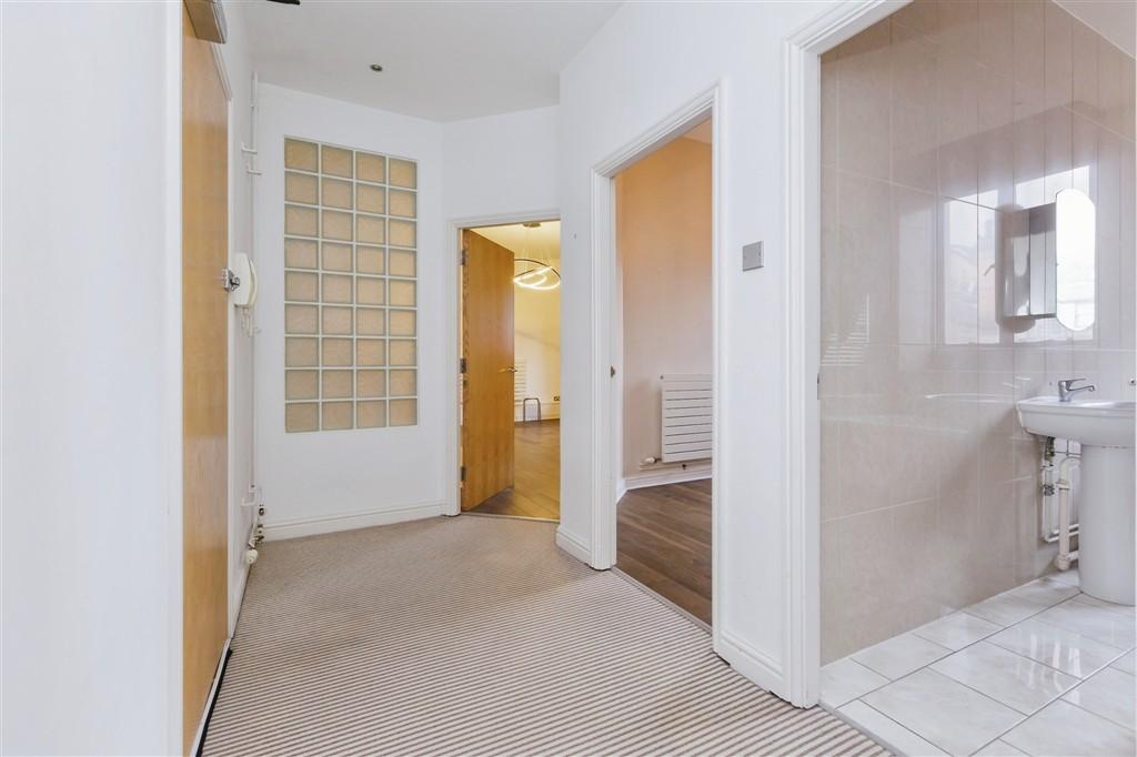 Apartment in LEICESTER - View 3