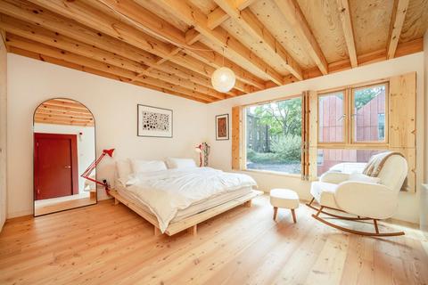 3 bedroom house for sale, Maury Road, London N16