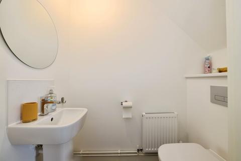 2 bedroom terraced house for sale, Worsfold Drive, Ludgershall, Andover