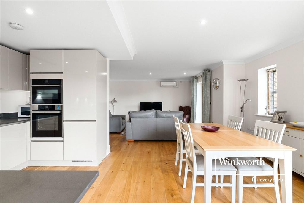 Apartment in Bournemouth - View 5
