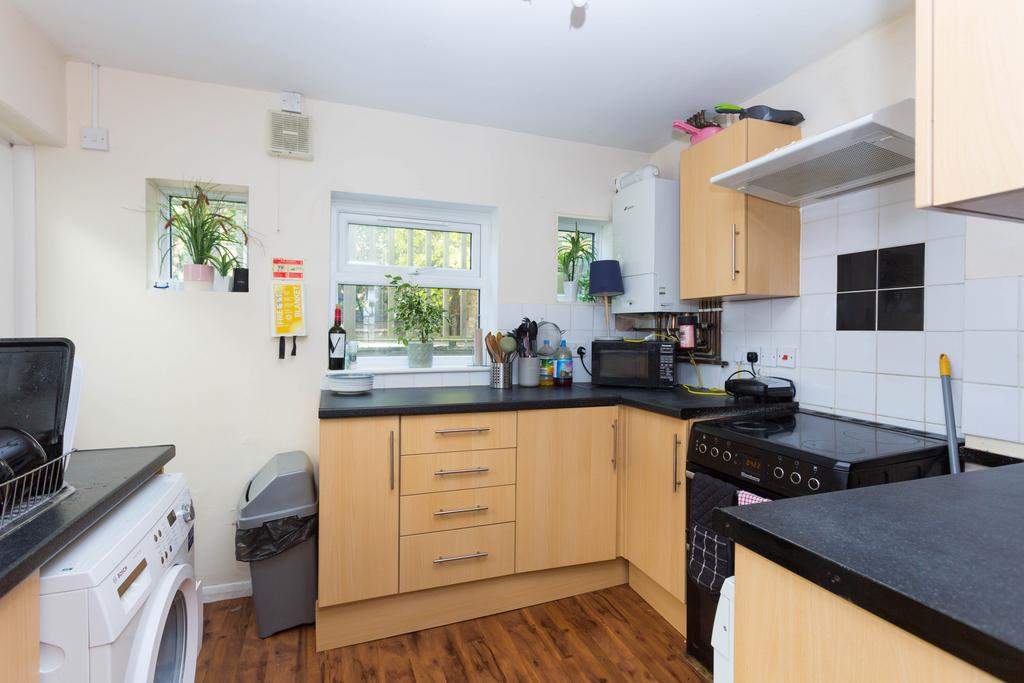 House in Brighton - View 4