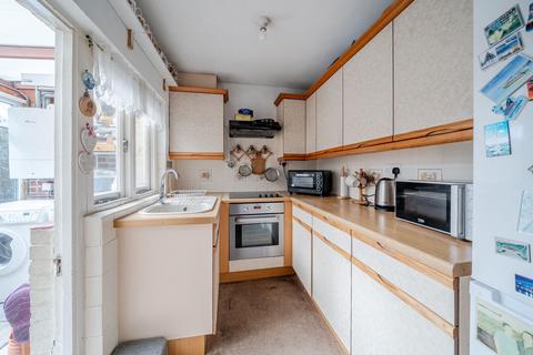 2 bedroom semi-detached house for sale, Connaught Road, Hampshire GU51