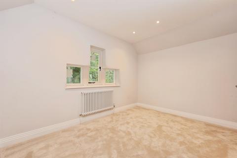 2 bedroom character property for sale, Brookshill, Harrow