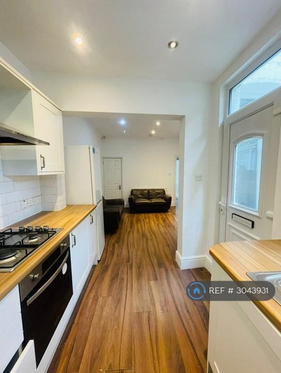 House in Sheffield - View 3