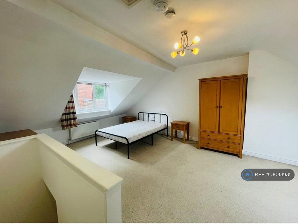 House in Sheffield - View 4