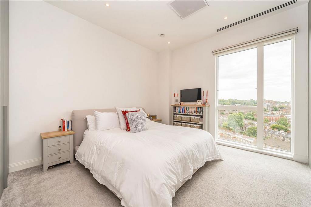 Apartment in London, Greenwich Town Centre, East Greenwich - More