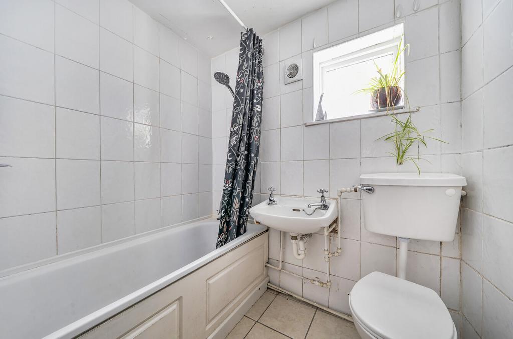 Apartment in Brighton - More