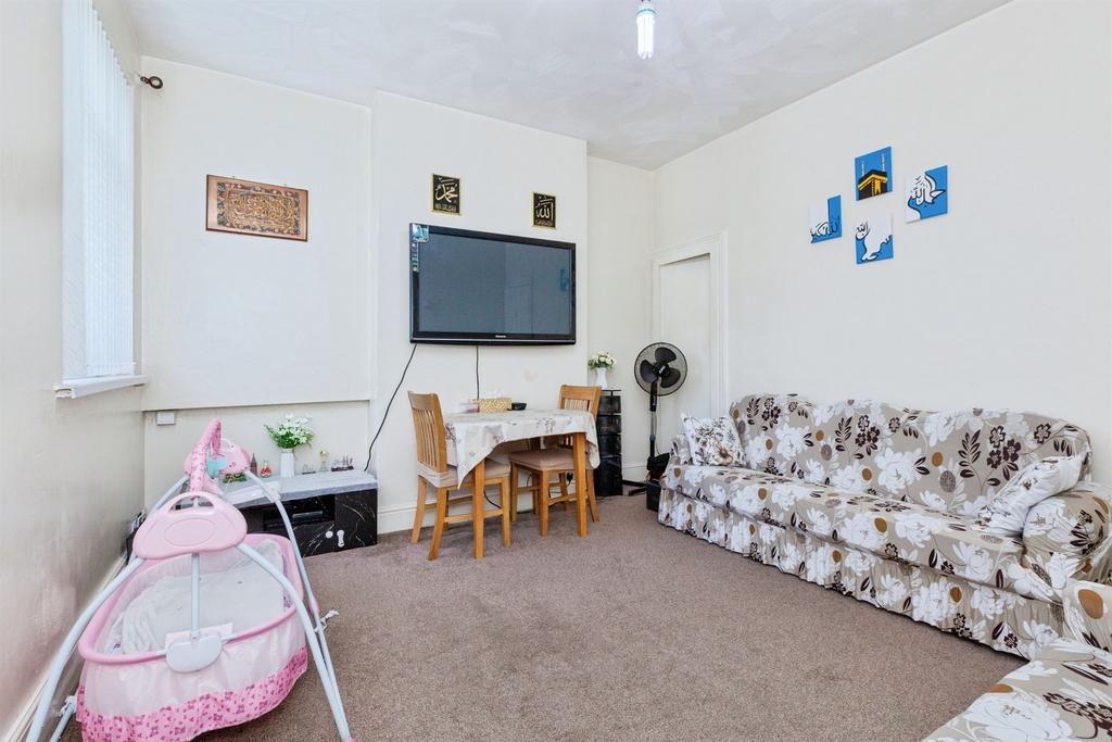House in Leicester - View 2