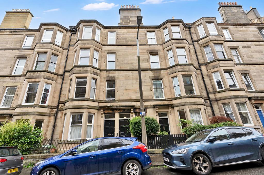 Apartment in Edinburgh - View 3