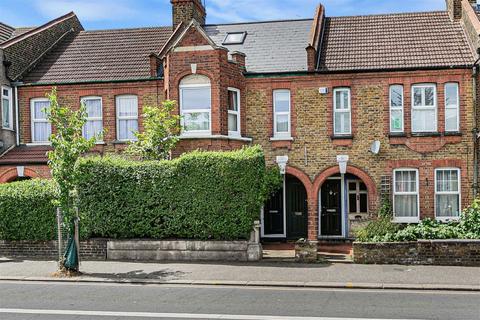 2 bedroom maisonette for sale, Chingford Road, Walthamstow