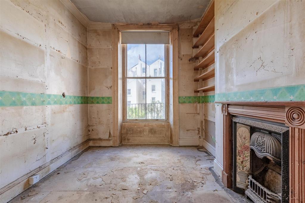 Apartment in Brighton - View 5