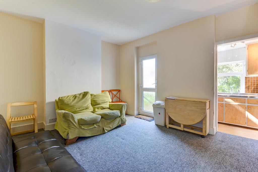 House in Brighton - More