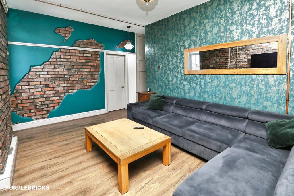 Apartment in Liverpool - View 3