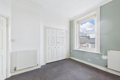 2 bedroom flat for sale, The Crescent, Bridlington, YO15 2NX