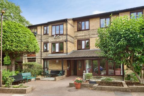 1 bedroom flat for sale, Cambridge Road, London, E11