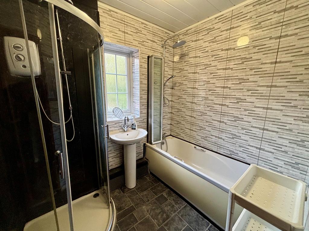 House in Newcastle upon Tyne, Tyne and Wear - View 5