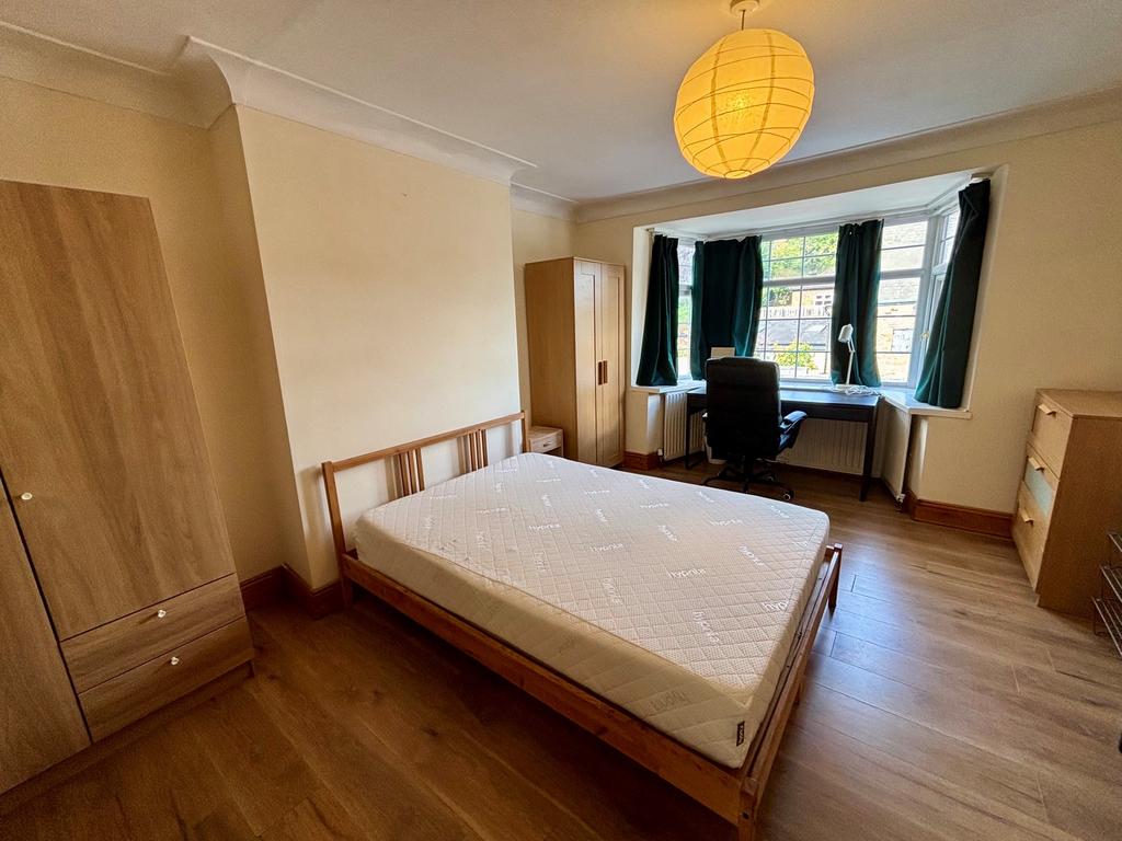House in Newcastle upon Tyne, Tyne and Wear - More