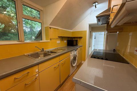 1 bedroom flat to rent, Homestead Road, Hatfield, AL10
