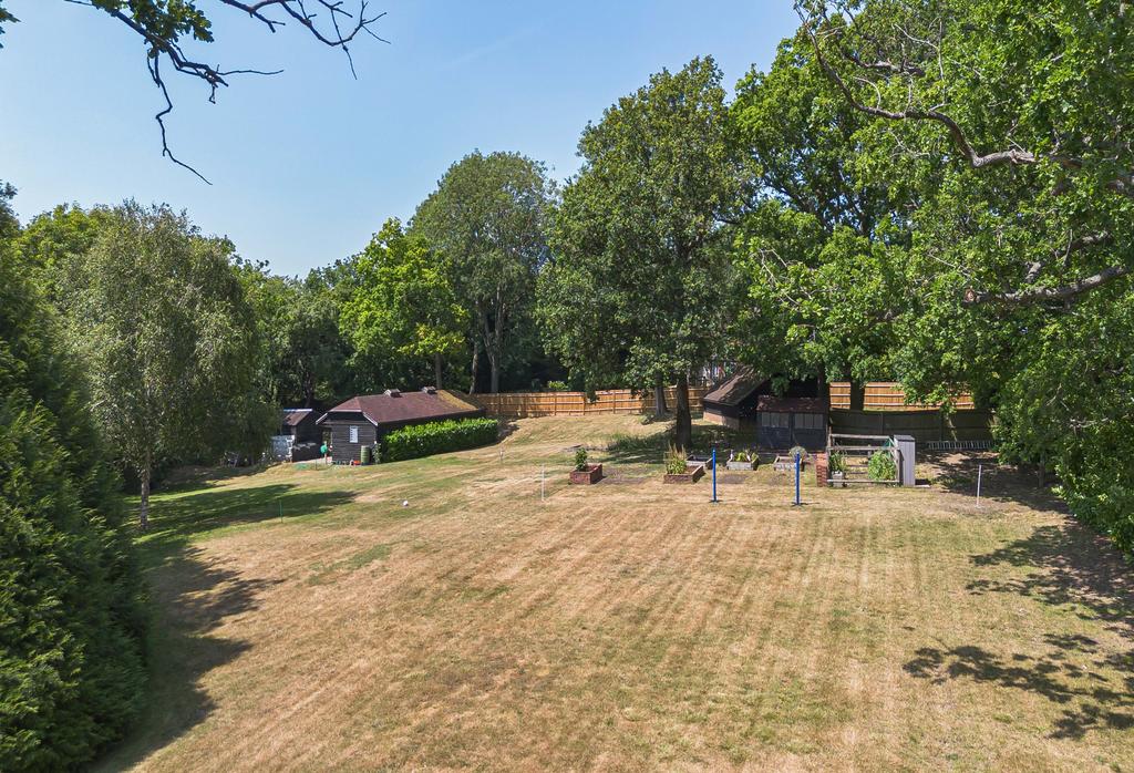 Sauncey Wood, Harpenden, AL5 - View 4