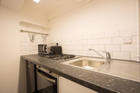 undefined, 142 Newington Butts, London, SE11