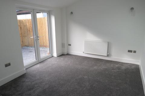 2 bedroom maisonette to rent, Ashcombe Road, WESTON-SUPER-MARE, BS23