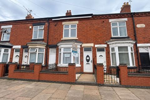 3 bedroom terraced house to rent, Turner Road, Leicester, LE5