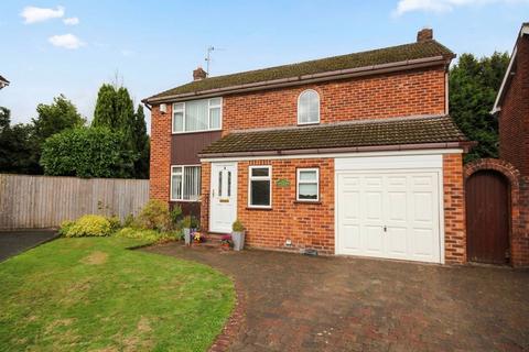 4 bedroom detached house for sale, Farndon Close, Cuddington, CW8